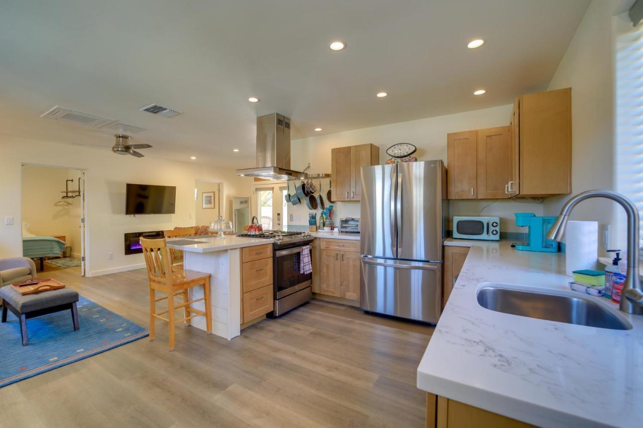 Old Town Cottonwood Cottage With Yard, Pets Welcome Exterior photo